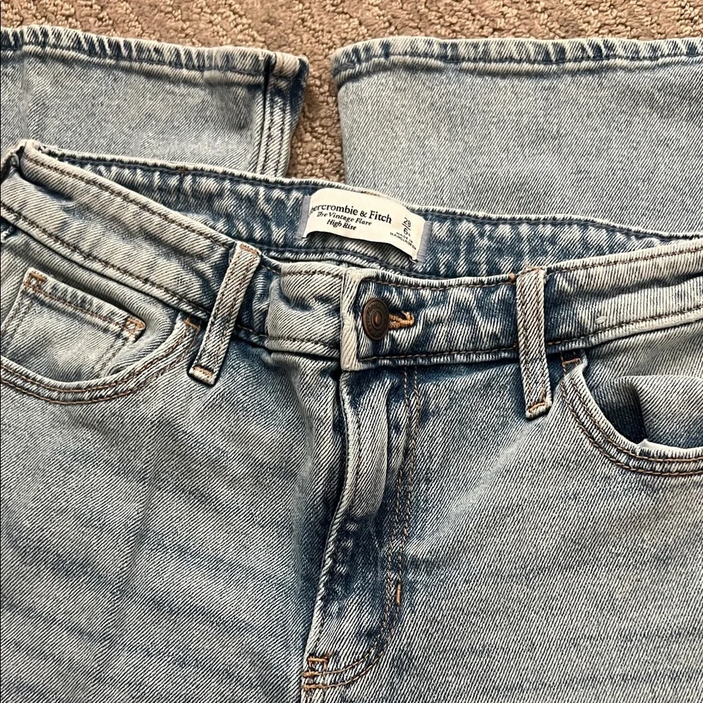 Abercrombie & Fitch - Light Blue Flare Women's Jeans - Picture 2 of 4